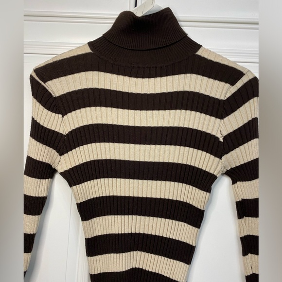 NWT Women’s Size Large Brown Camel Striped Turtleneck Sweater Ribbed Top Shirt - Picture 2 of 8